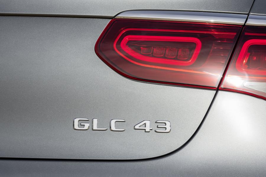 Логотип Mercedes-AMG GLC43 4Matic Coupe (C253) 2019 года  (WW) (фото 22 из 23)